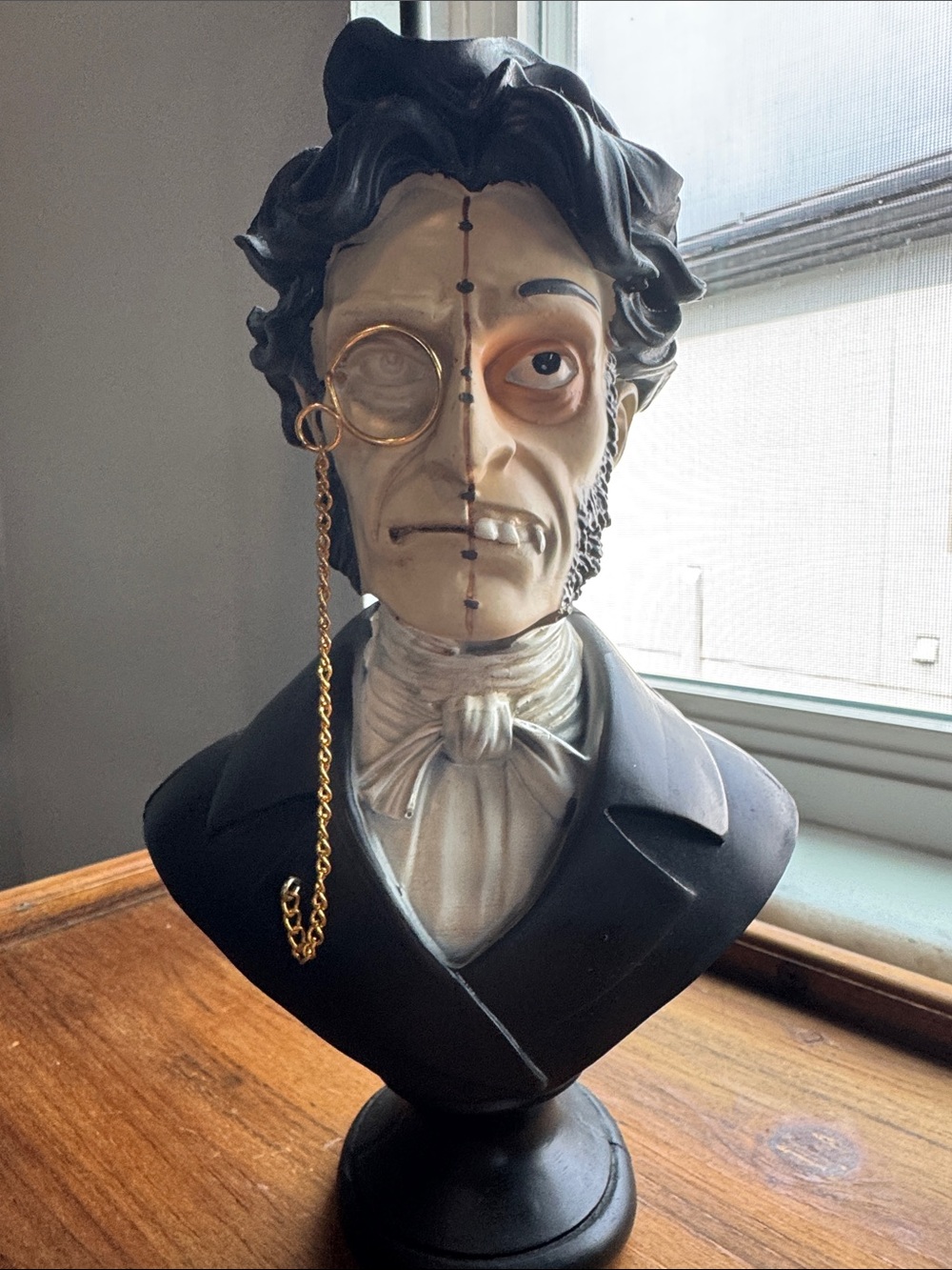 Gothic Dr. Jekyll and Mr. Hyde Bust with Monocle - Black & Cream